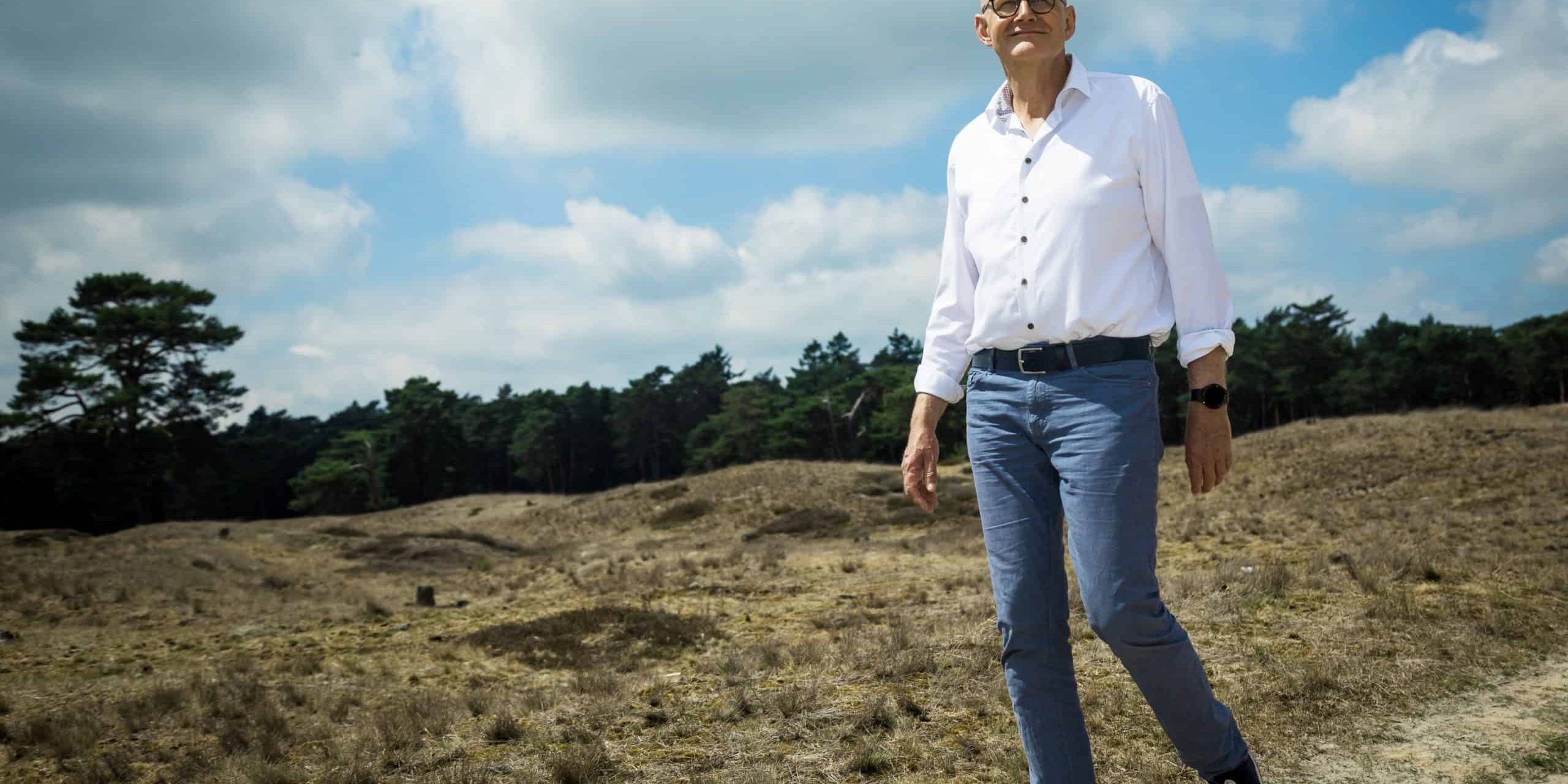 frionnet-20250530-1322-org-hr Stembevrijder Lambert loopt op de hei