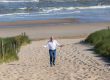 Stembevrijder Lambert op het strand